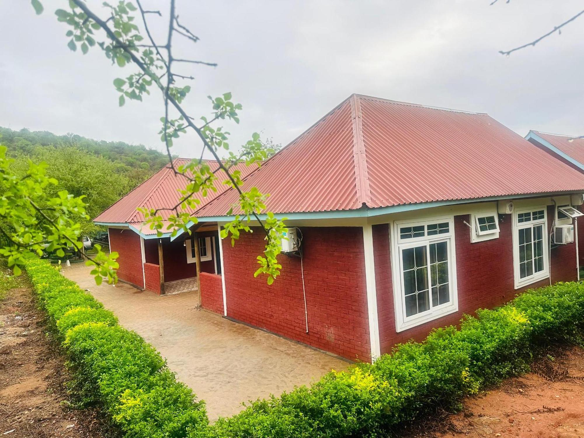 Hegoma Mkomazi Hotels And Camps מראה חיצוני תמונה