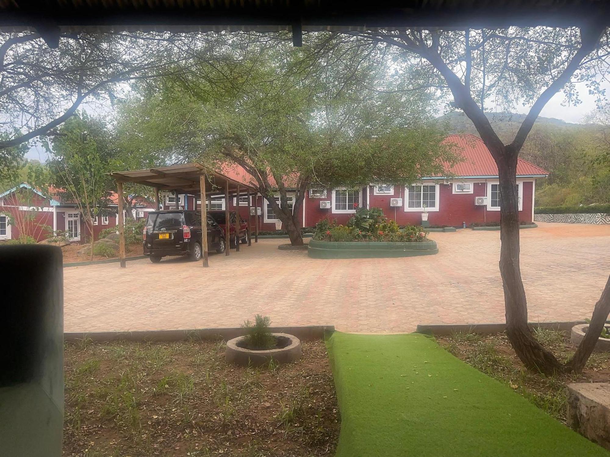 Hegoma Mkomazi Hotels And Camps מראה חיצוני תמונה