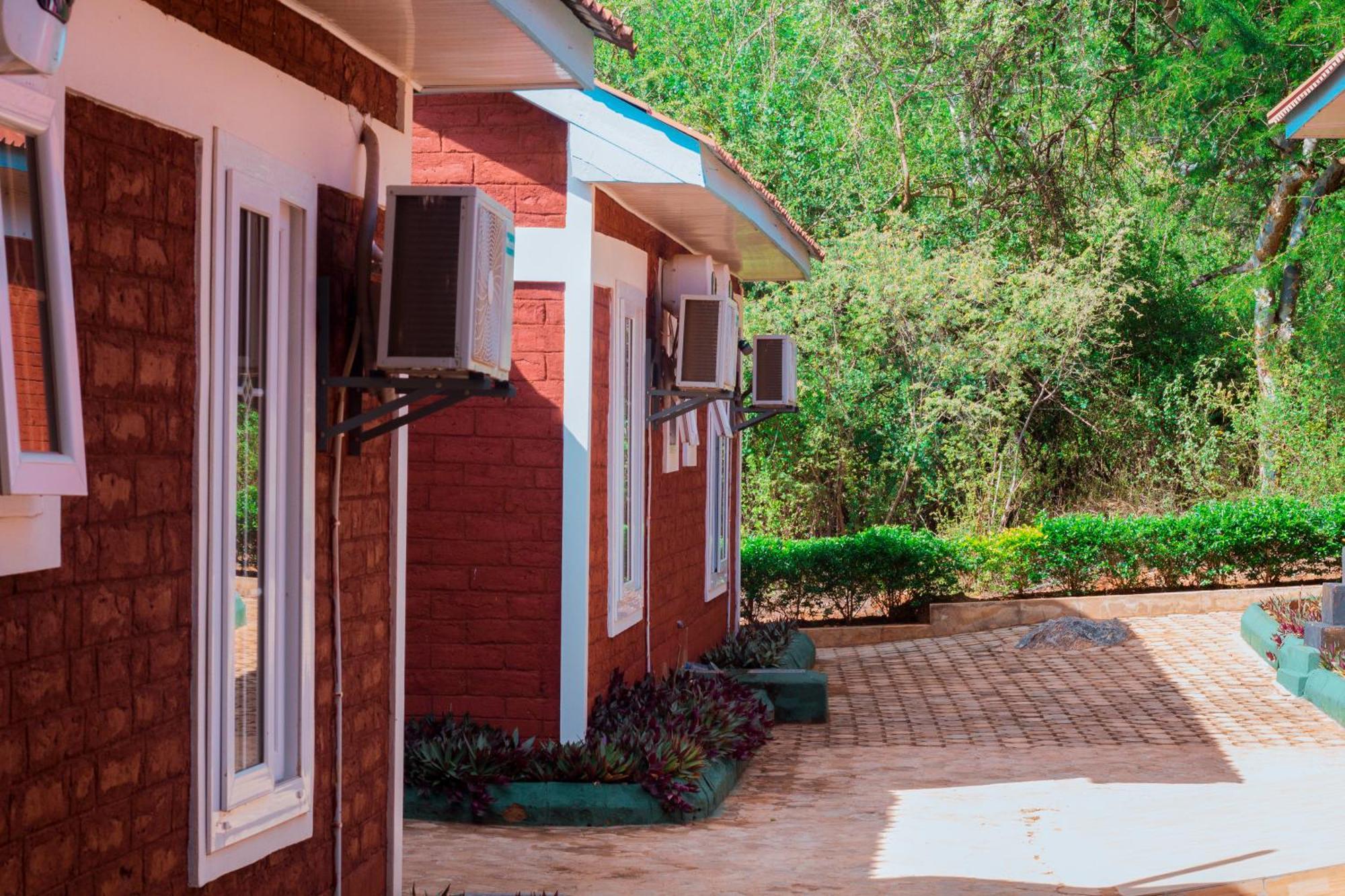 Hegoma Mkomazi Hotels And Camps מראה חיצוני תמונה
