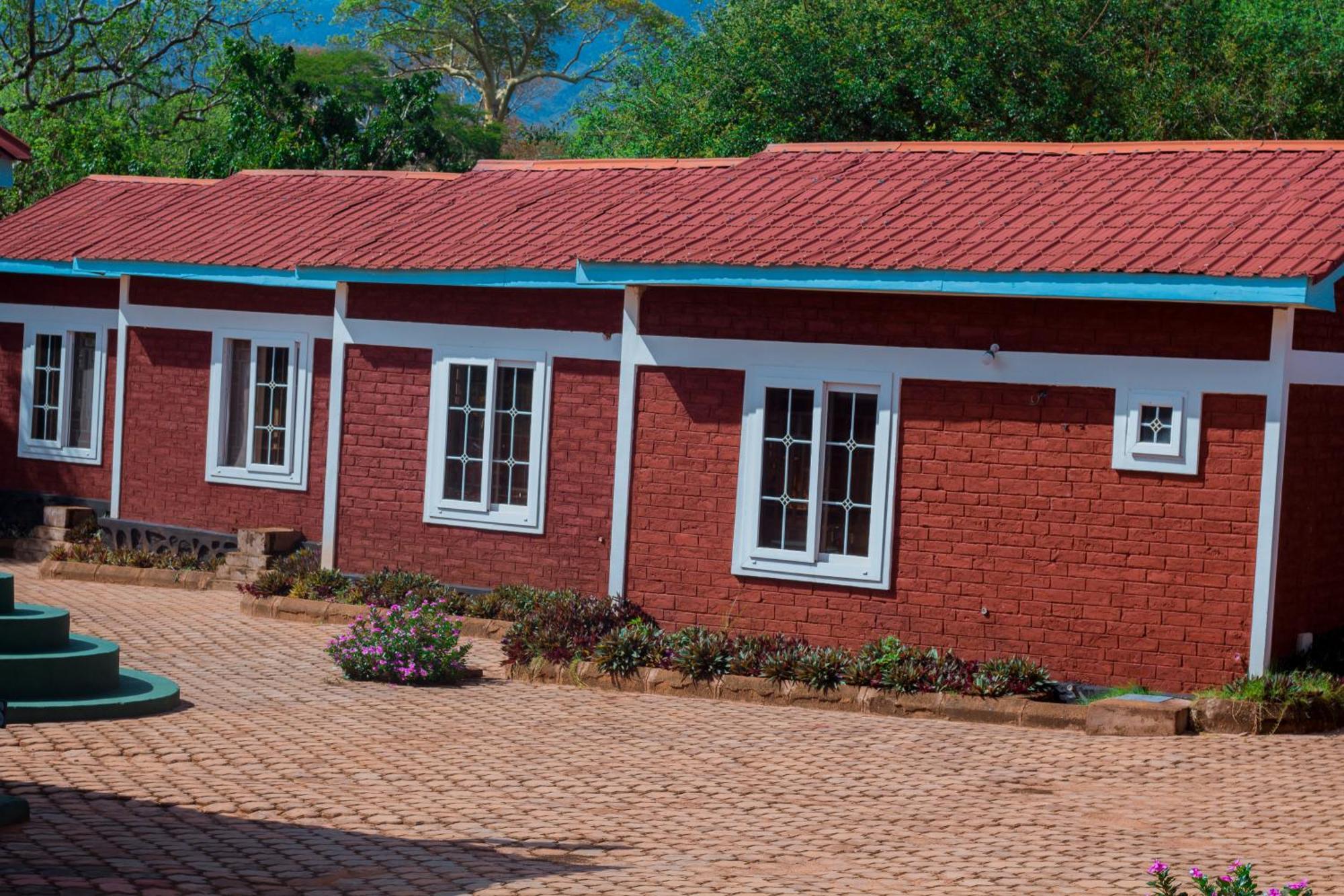 Hegoma Mkomazi Hotels And Camps מראה חיצוני תמונה