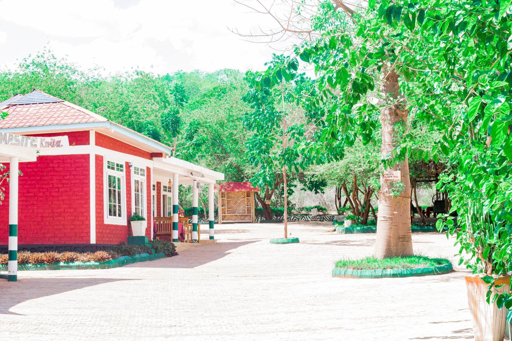 Hegoma Mkomazi Hotels And Camps מראה חיצוני תמונה